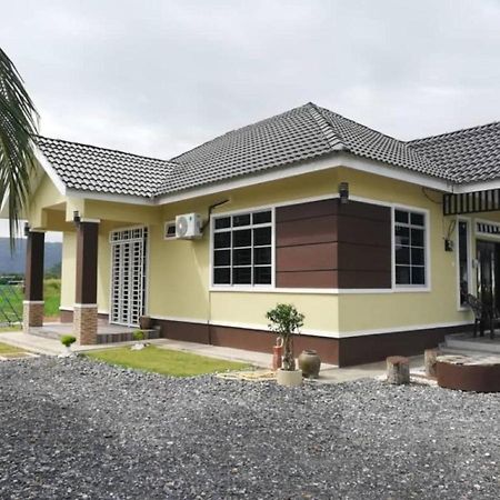 Damai D Homestay Kangar Exteriör bild