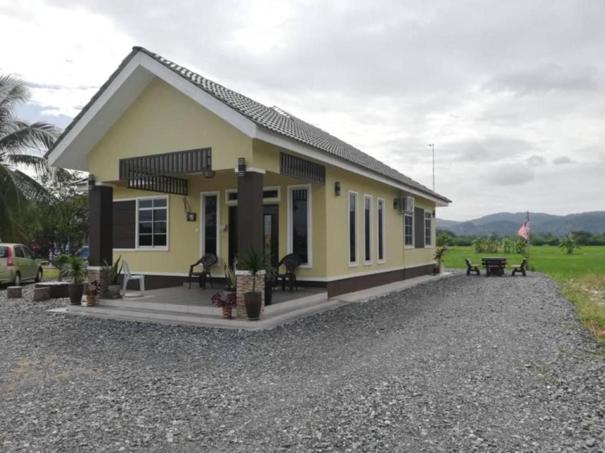 Damai D Homestay Kangar Exteriör bild