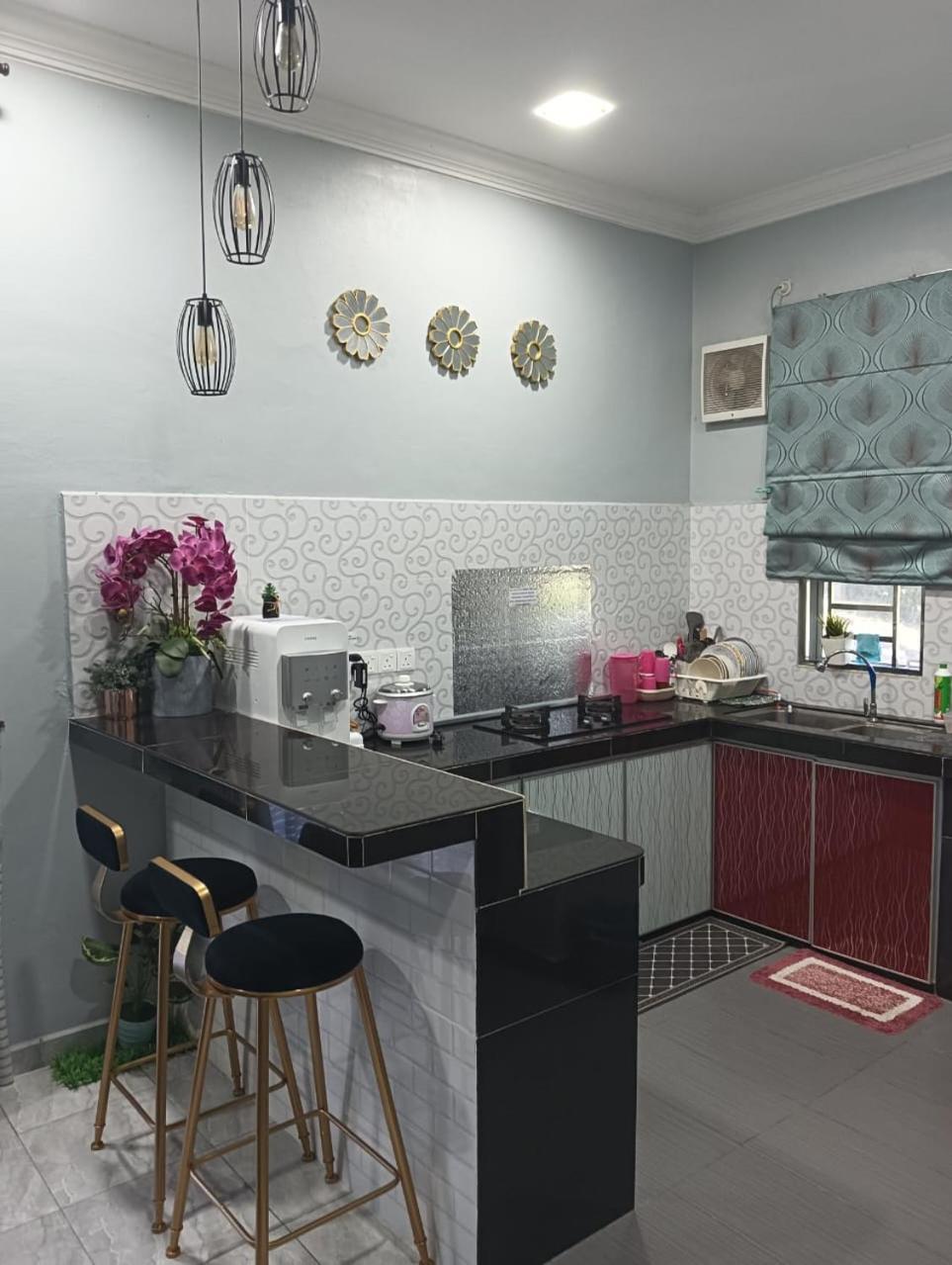 Damai D Homestay Kangar Exteriör bild